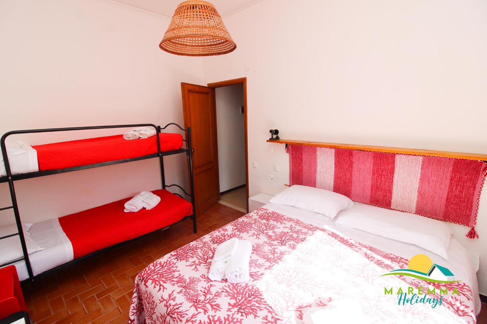 Maremma Holidays : Trasimeno Apartment ฟอลลอนนีกา ภายนอก รูปภาพ